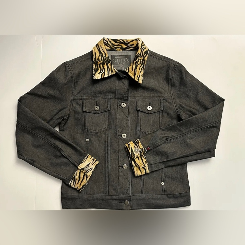 Guess Women’s  Y2K Vintage Denim Jacket  Medium Black